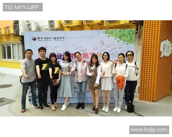 太阳园足球创意引领青少年运动热潮助力健康成长与团队精神培养
